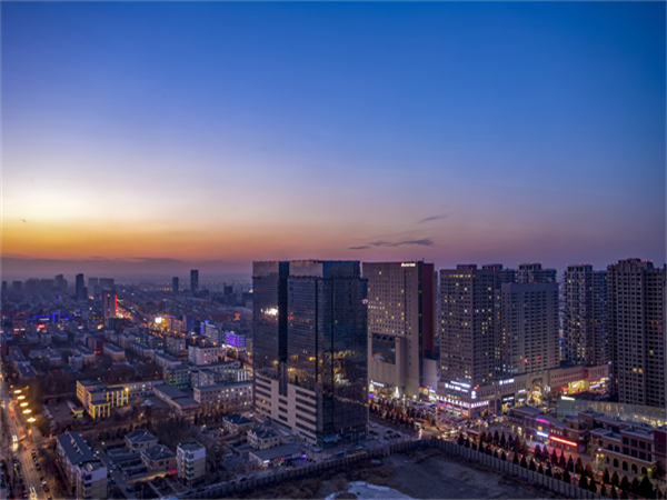 青岛景点实拍·青岛旅游景点 (142)｜青岛酒店暑期涨 2–3 倍怎么避坑?旺季订房提醒